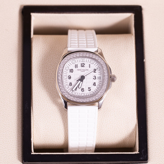 PATEK PHILIPPE AQUANAUT LUCE Stainless Steel | Matte White Embossed Dial | Factory Diamond Bezel