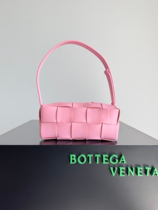 Bottega Veneta Brick Cassette - Candy Pink