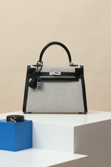 Hermès Kelly 25 – Black CK89 Swift/Canvas PHW