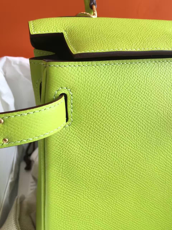 Hermes Vert Anis Green Kelly 28 cm Togo Gold Hardware