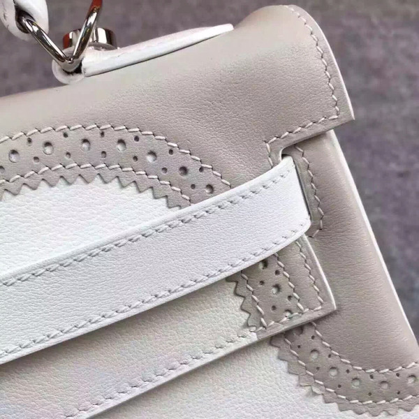 Hermes Limited Edition Blanc & Gris Perle Ghillie Kelly 32cm Swift Palladium Hardware
