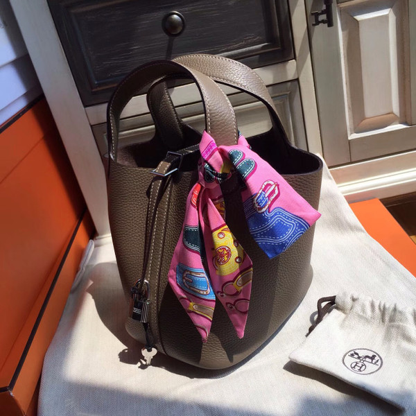 Hermes  18 Etoupe Picotin Lock GM Togo Leather Bag