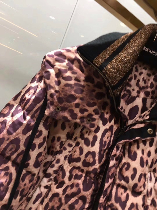 Dolce & Gabbana Feather coat FW2018 Runway edition 1