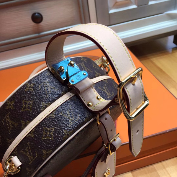 Louis Vuitton PETITE BOITE CHAPEAU M43514
