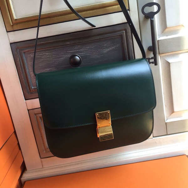 Celine MEDIUM CLASSIC BAG IN BOX CALFSKIN AMAZON