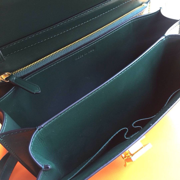 Celine MEDIUM CLASSIC BAG IN BOX CALFSKIN AMAZON