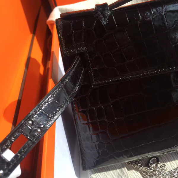 Hermes Black Mini Kelly Pochette Gator Shine with Palladium Hardware