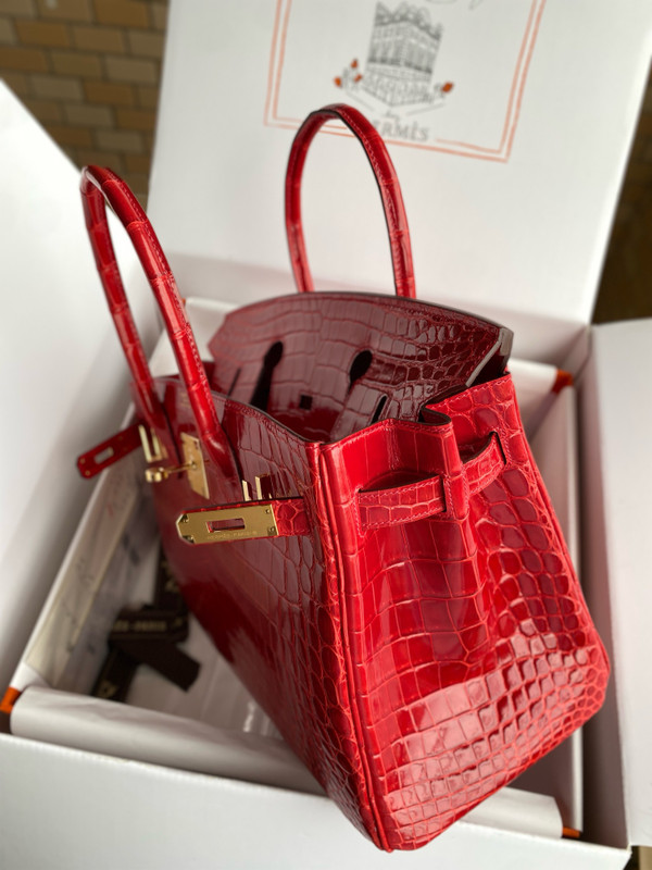 Hermes Red Birkin 30 in Niloticus Crocodile with Gold hardware