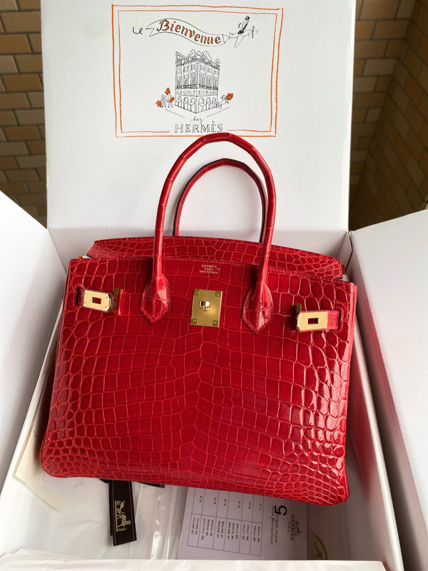 Hermes Red Birkin 30 in Niloticus Crocodile with Gold hardware
