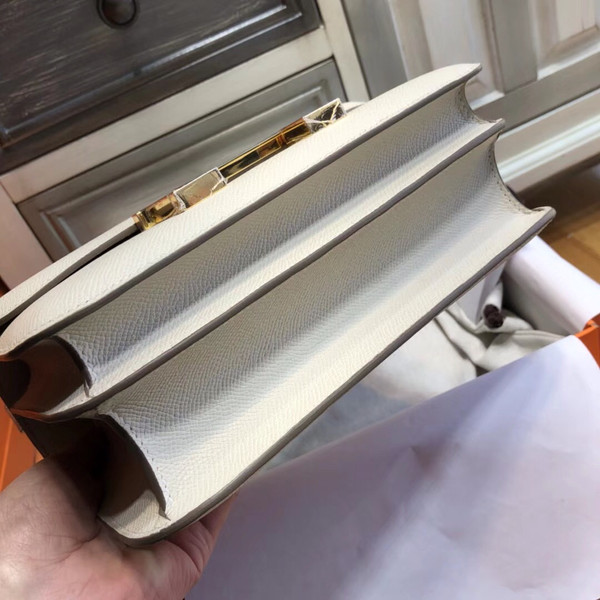 Hermes 10 craie Constance 24 Epsom bag with Gold Hardwares