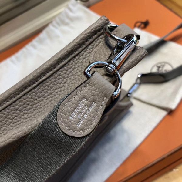 Hermes Etoupe Atoll Evelyne 33 bag
