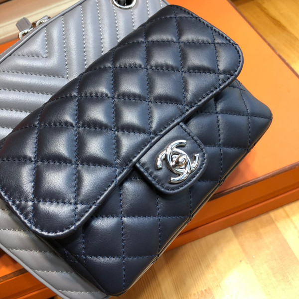 Chanel Camera Case A57284 Black/Grey