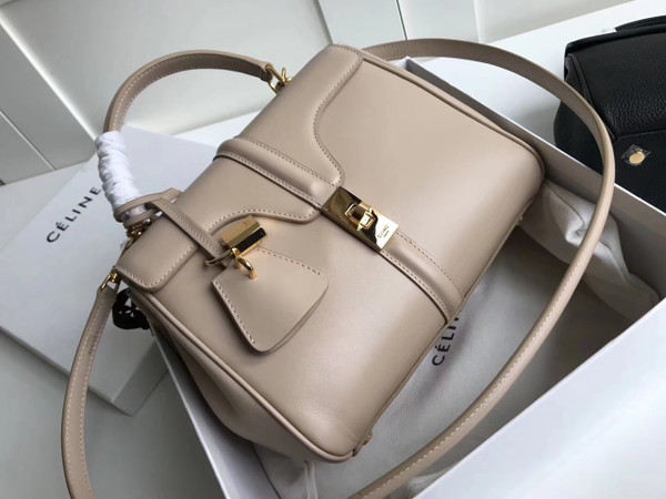 Celine  MEDIUM 16 BAG IN SATINATED CALFSKIN BLACK  NUDE