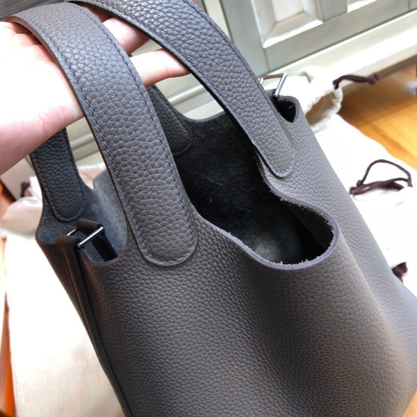 Hermes 8F Etain  Picotin Lock 18 Togo Leather Bag
