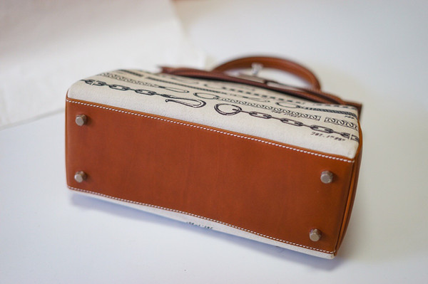 Hermes Dechainee Toile de Camp and Fauve Barenia Gold Kelly 28cm