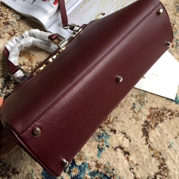 Gucci Zumi grainy leather medium top handle bag Burgundy