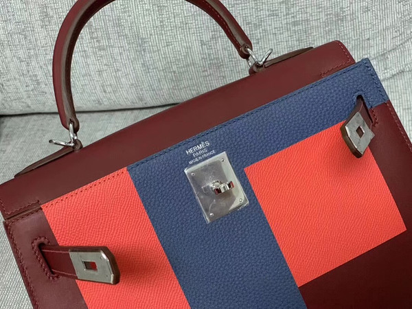 HERMÈS Limited Edition KELLY 28CM SELLIER VEAU EPSOM LETTRE E PALLDIUM HARDWARE
