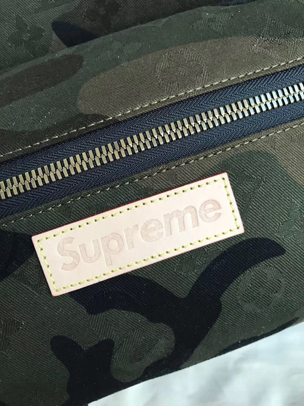 Louis Vuitton x Supreme Apollo Backpack Monogram Camo