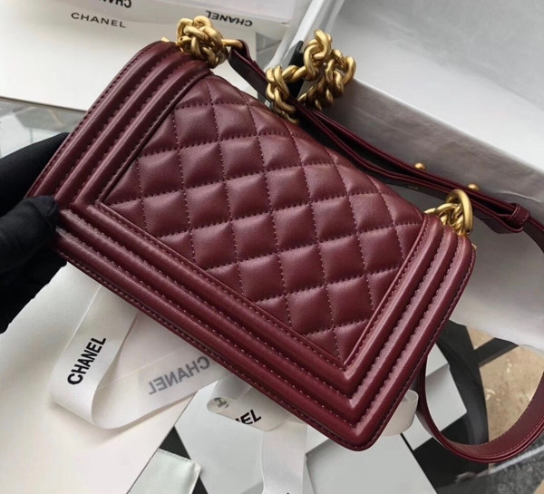 Chanel Small BOY CHANEL Handbag Bordeaux with gold-tone hardware