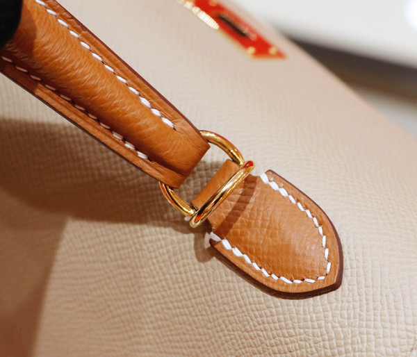 Hermes  S2 Trench /GoldKelly 25 cm Epsom Gold Hardware