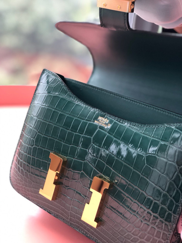 Hermes 6Q VERT EMERAUDE Constance 23 Alligator