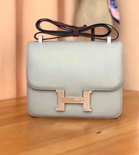 Hermes 4Z Gris Mouette Constance 18 Epsom bag with Palladium Hardwares