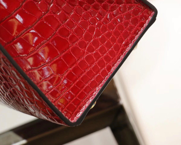 Hermes Ruby Alligator Kelly 28