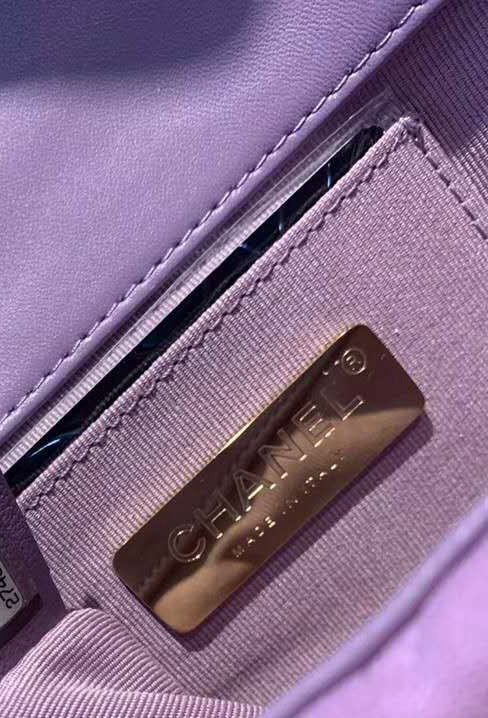 CHANEL 19 Jersey Waist Bag Mauve