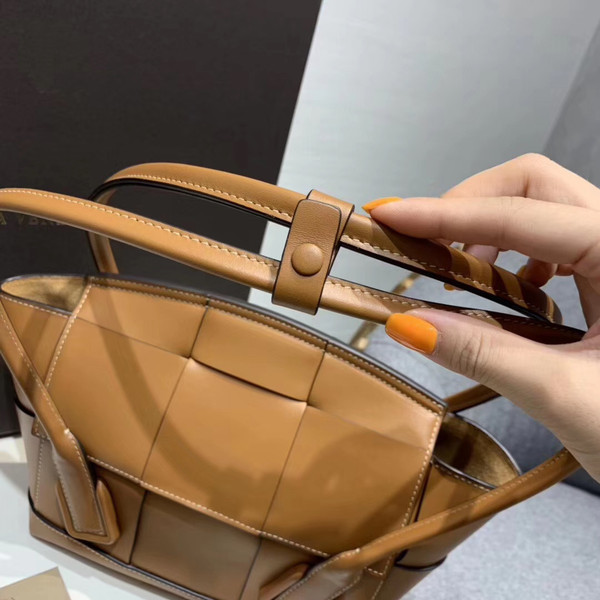 Bottega Veneta ARCO 33 BAG IN FRENCH CALFSKIN Wood