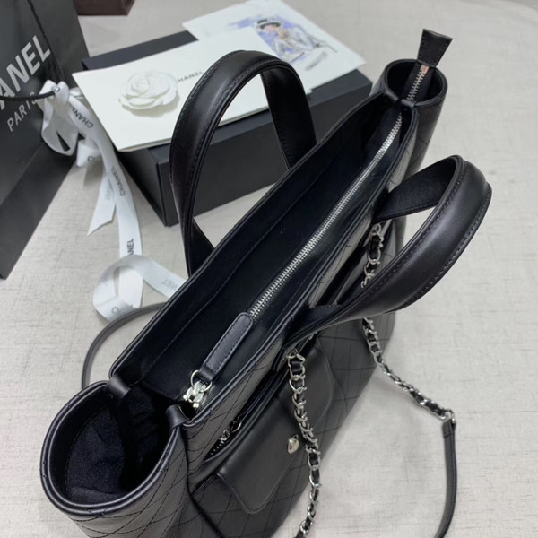 Chanel Large Zipped Tote