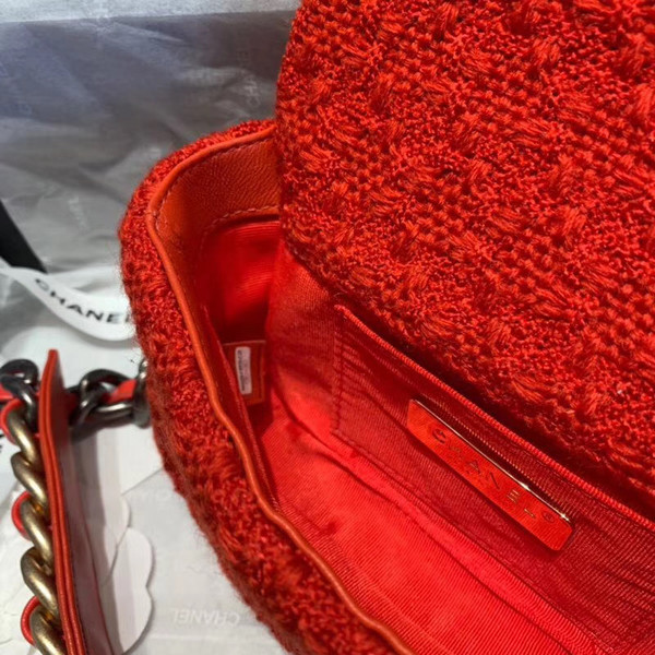 CHANEL 19 Waist Bag Red