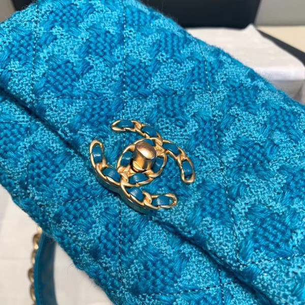 CHANEL 19 Waist Bag Blue