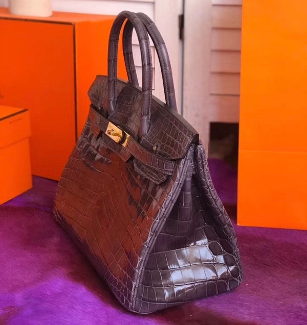 Hermes Violette  Birkin 30 in Porosus  Crocodile with Gold hardware