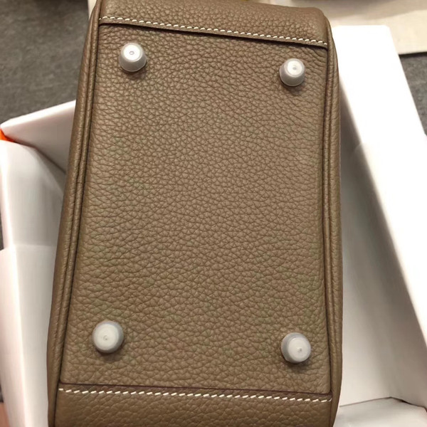 Hermes Mini Lindy 20cm Bag Etoupe Taurillon Clemence Leather Palladium  Hardware