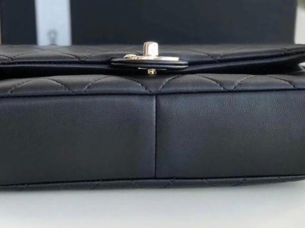 Chanel 19 Flap Bag AS1354