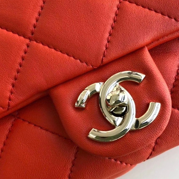 Chanel 19 Flap Bag AS1354 Red