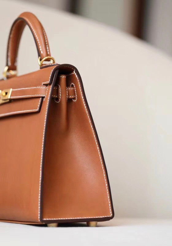 Hermès Barenia Gold  Kelly 25 Gold Hardware