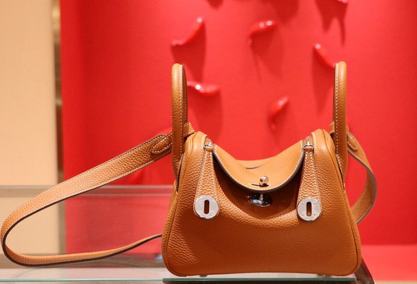 Hermes Mini Lindy 20cm Bag Gold CK37 Togo Leather Palladium  Hardware