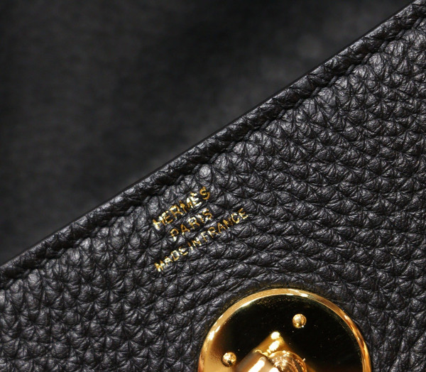 Hermes Mini Lindy 20cm Bag Black  Togo Leather Gold Hardware