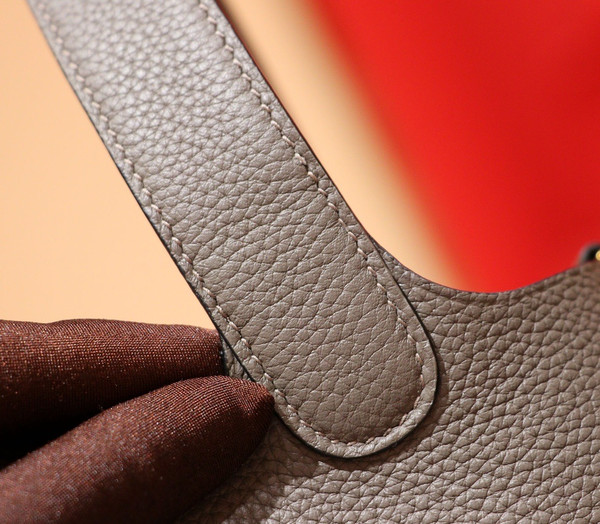 Hermes 8F Etain Picotin Lock MM Togo Leather Bag Gold Hardware