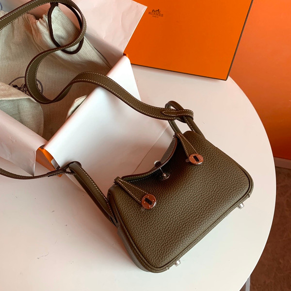 Hermes Mini Lindy 20cm Bag Etoupe Taurillon Clemence Leather Palladium Hardware