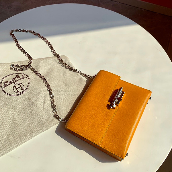 Hermès 9D Amber Verrou 21 Bag