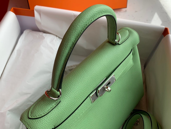 Hermes 3I Vert Criquet  Kelly 28 cm Togo Palladium Hardware