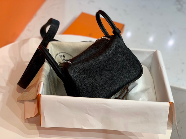 Hermes Mini Lindy 20cm Bag Black  Togo Leather Palladium Hardware