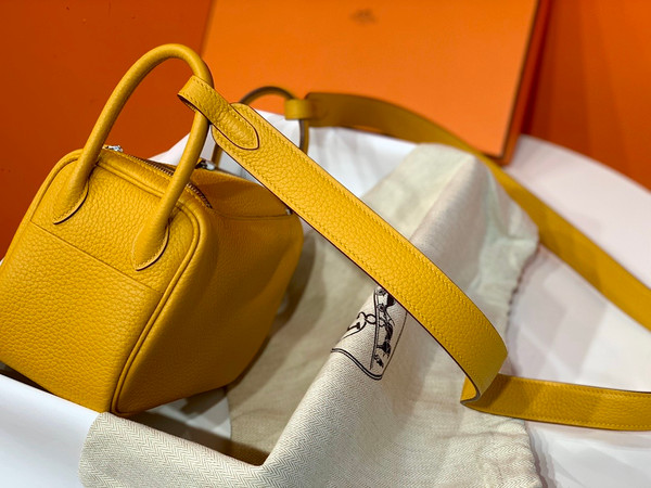 Hermes Mini Lindy 20cm Bag 9D Amber Togo Leather Palladium Hardware