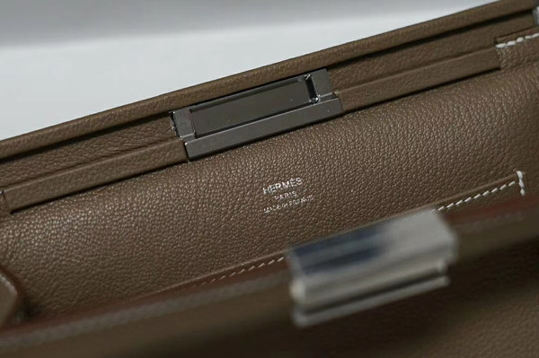 Hermes Clic-H 21 bag Etoupe Evercolor calfskin  with Palladium hardwares