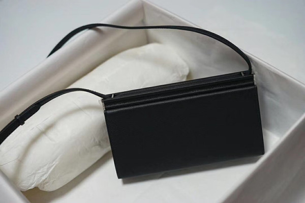 Hermes Clic-H 21 bag Black Evercolor calfskin  with Palladium hardwares