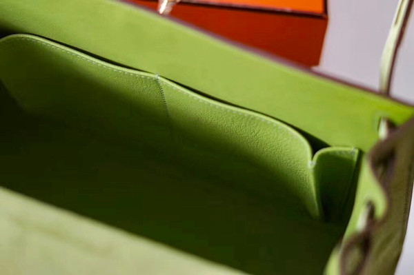 Hermes  FEATHER KELLY 32 Green Peacock feather & Suede  with Gold Hardware