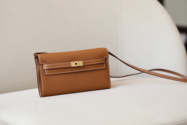 Hermes Kelly Wallet to Go Gold EPSOM GHW