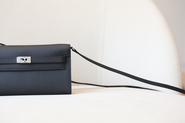 Hermes Kelly Wallet to Go Black EPSOM PHW